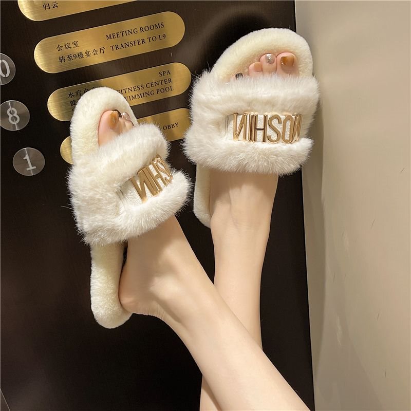 Elegant flat-soled furry slippers for women, 2026 new spring and autumn fairy-style fluffy one-strap cotton slippers