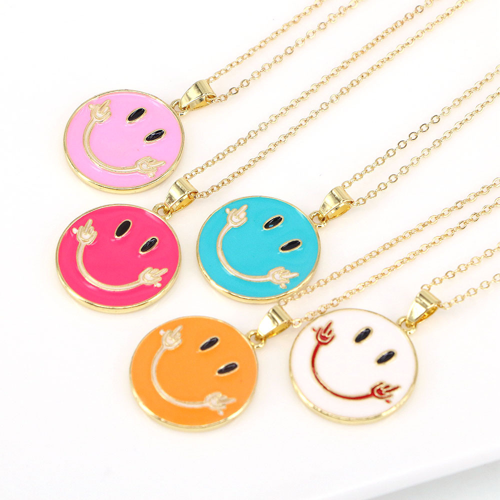 New Simple Dripping Oil Cute Smiley Necklace Sweater Chain display picture 2