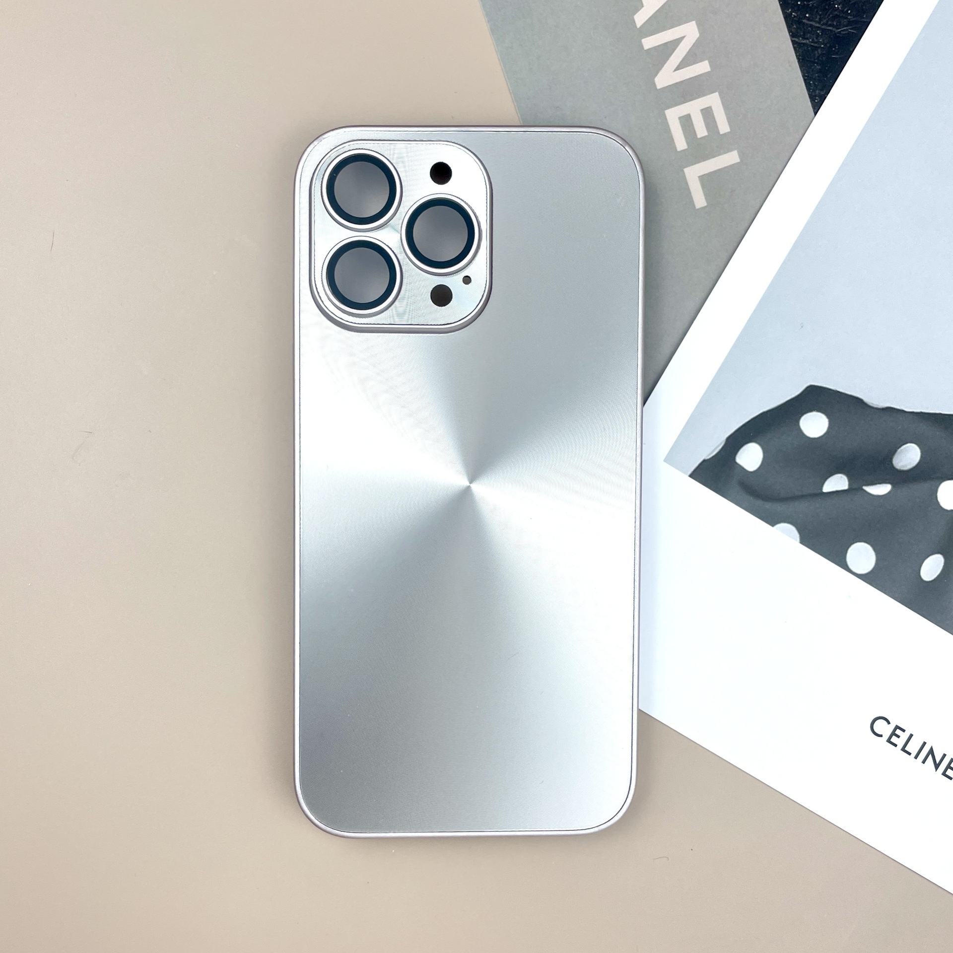 Patrón cd láser Aurora de sentido avanzado para iPhone14 Apple 16proMax funda para teléfono móvil 15 hombres y mujeres 13 simple