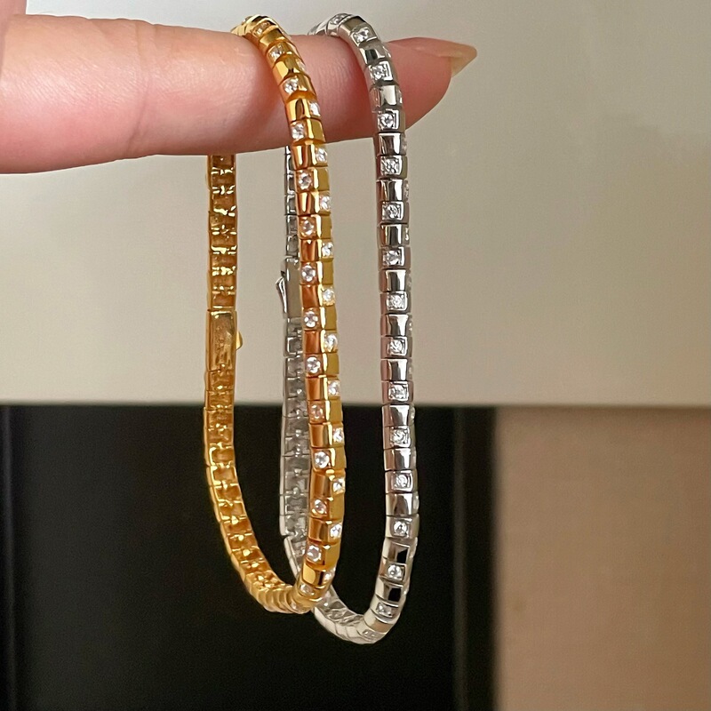 S925 sterling silver fine checkerboard bracelet with exquisite clasp, zirconia, light luxury, versatile, elegant, minimalist style, high-end feel