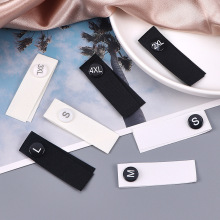 服装辅料可拆卸尺码扣分码领标塑料纽扣箱包外套水洗唛尺码标批发