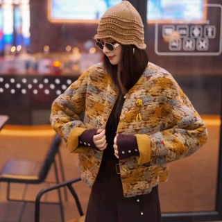 2026秋冬新款韩版宽松洋气法式复古小个子拼色加棉外套女短款上衣