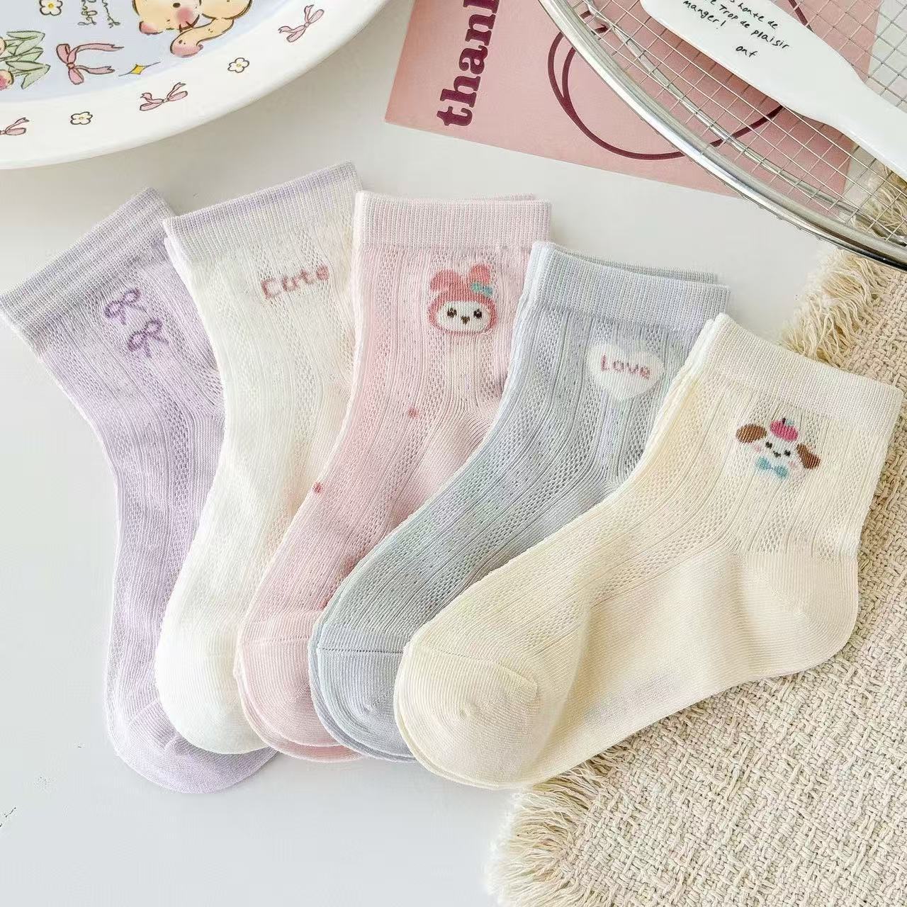 Girls' socks, summer ultra-thin children's socks, baby cartoon socks, mesh cotton socks, breathable spring and summer socks for girls.