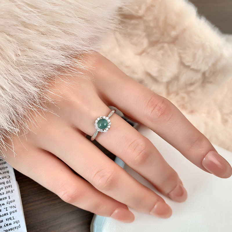S925 anillo de fideos de huevo de plata esterlina femenino jade natural material peligroso tipo de hielo sensación de frío nuevo anillo chino transmisión en vivo femenino al por mayor