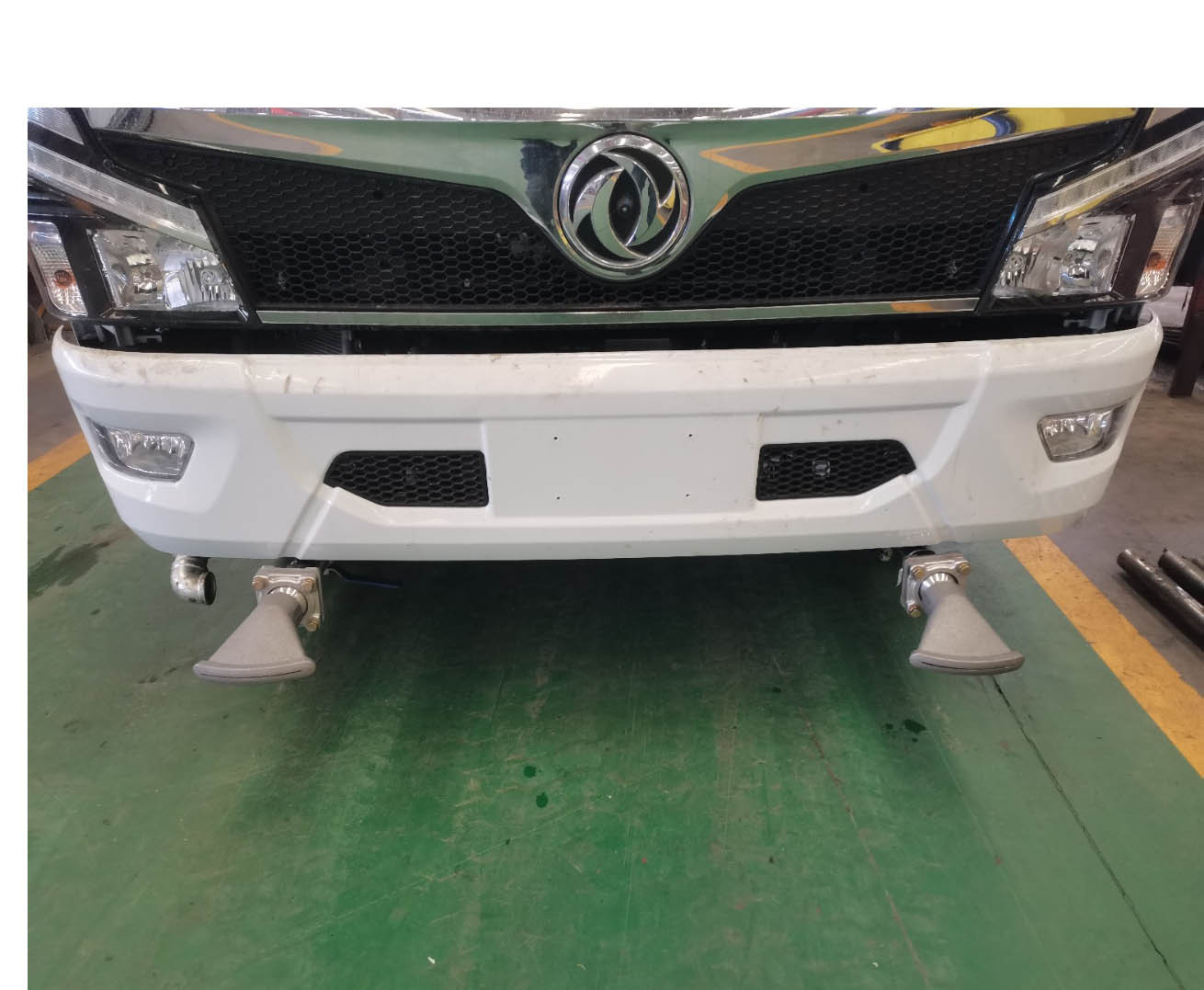 New Energy Dongfeng Dolica 9-Ton Multi-Functional Greening Dust-Suppressing Sprinkler Truck Factory Direct Sales National Vi Greening Sprinkler