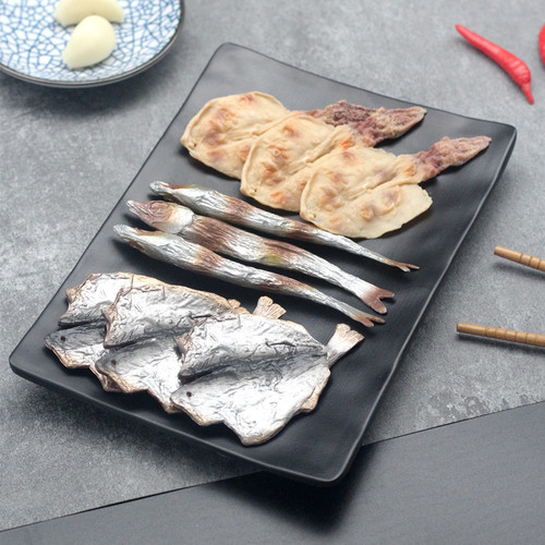 Simulated grilled dried fish model seafood food aquatic products dishes display shooting decorative props