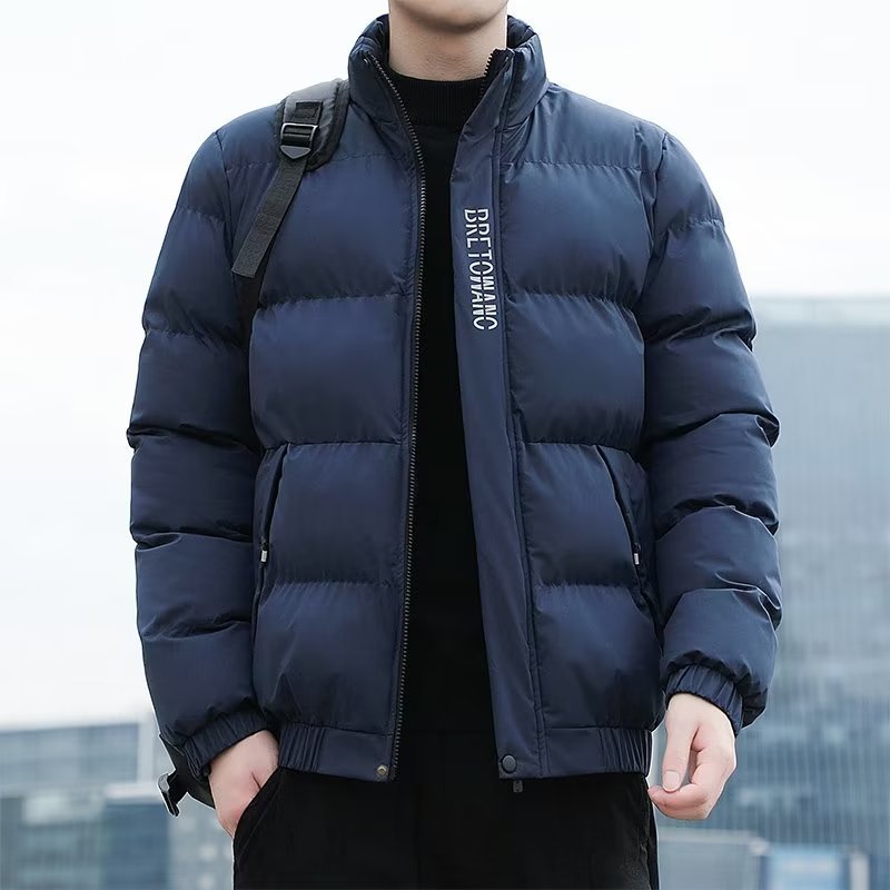 Chaqueta acolchada de algodón para hombre Otoño e Invierno forrada de lana engrosada a prueba de viento caliente resistente al frío Moda carta bordada collar de pie más tamaño ropa casual