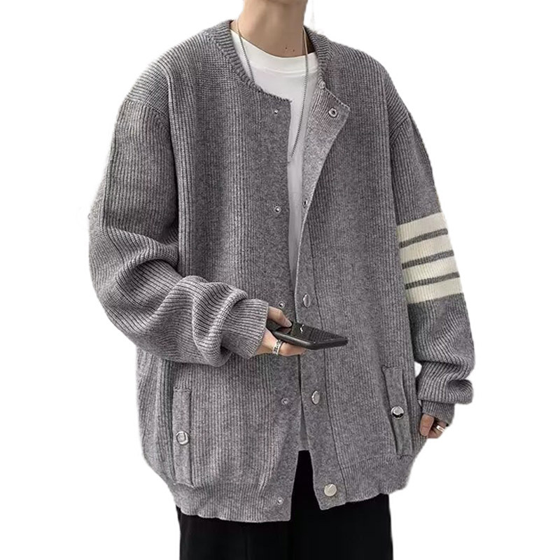 Explosiones transfronterizas de tamaño europeo de cuatro barras a rayas jersey suéter cardigán hombre chaqueta suéter fábrica al por mayor