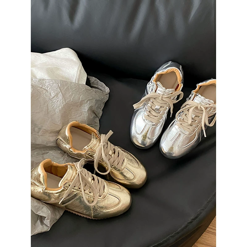 2024 весна и лето металлическая обувь немецкая обувь женская плоская балетная обувь ретро летняя дикая мягкая подошва спортивная доска