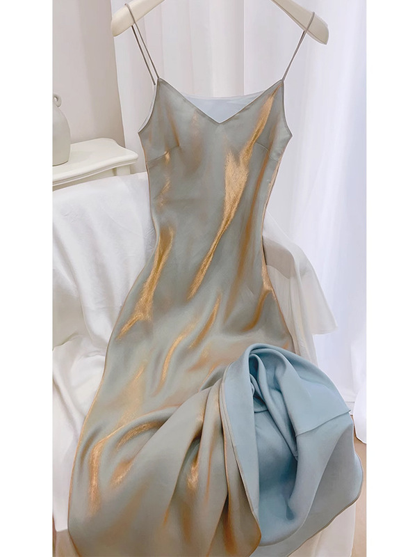 Moonlight Song French Style Dress with Smooth Lines and Draped Suspender Skirt V-Neck Fishtail Skirt Dress Off-Shoulder Delivery