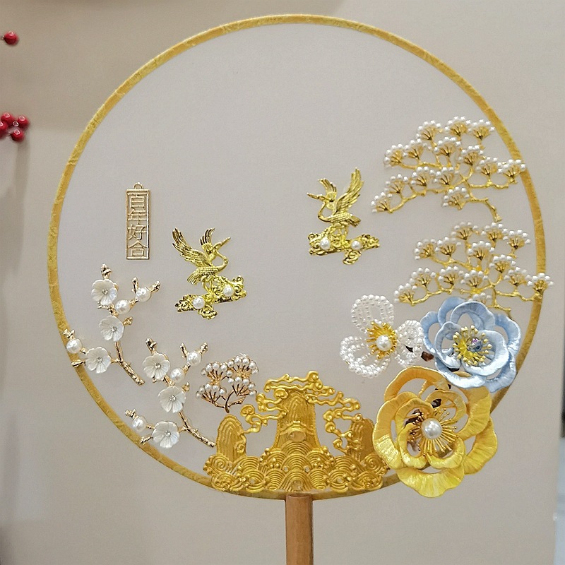Juanbu Chinese style Long handle circular fan tassels Gongshan wedding Decorative fan Palace fan Hand tied bouquet bride