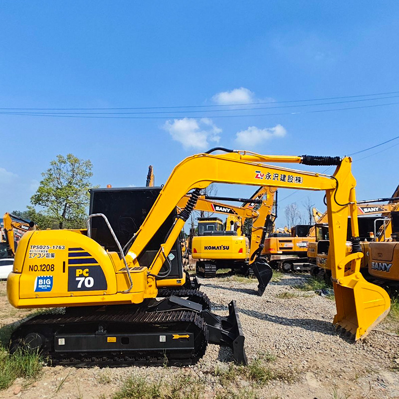 Japón original Komatsu de segunda mano noventa por ciento nueva excavadora agrícola miniatura de 7 toneladas PC70 PC55