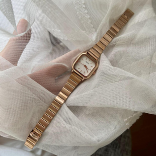 Quartz Watch Fashionable Casual Live Streaming Watch Wholesale Manufacturer Square Alloy Steel Band Track Watch