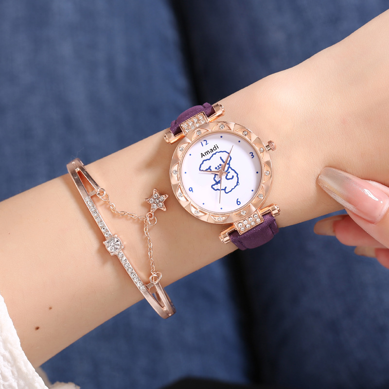 Orologio selezionato 2024 minimalista e carino piccolo orso, set di due pezzi di bracciali a stella per orologi da donna, pelle smerigliata per orologi al quarzo da donna_voghion.com