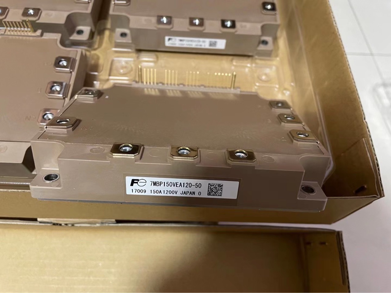 全新原装IGBT模块7MBP150VEA120-50