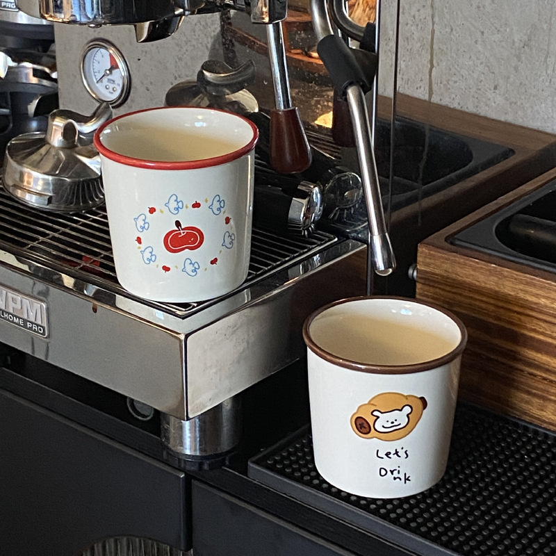 ニッチな自家製レッドアップルバードコーヒーカップシンプルな手描きのパン子犬セラミックフリップマグウォーターカップ|undefined