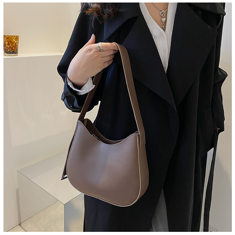 Teksturerede tasker til kvinder 2024 ny efterårsstil moderigtig enkelt skulder armhule taske enkelt skulder crossbody tekstureret bucket taske_voghion.com