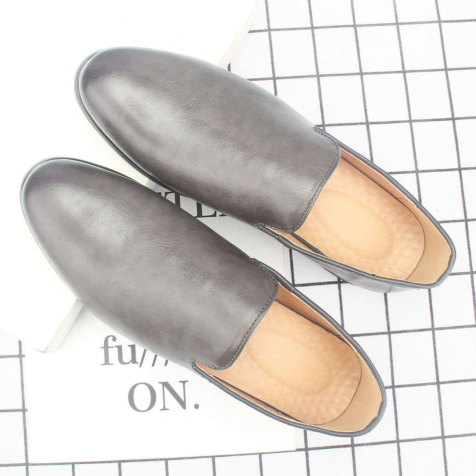 ƤЬ��������ʿ͸��ƤЬ���泱������Ь����Ь��Ь�ݳ�һ�ŵ�2206