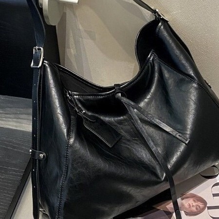 Cross-Border Aliexpress Amazon Self-Operated Wholesale Factory Wholesale Cowhide Black Warrior Tote Bag Casual Large Capacity Handbag Cross-Border Aliexpress Amazon Self-Operated Wholesale Factory Wholesale Cowhide Black Warrior Tote Bag Casual Large Capacity Handbag