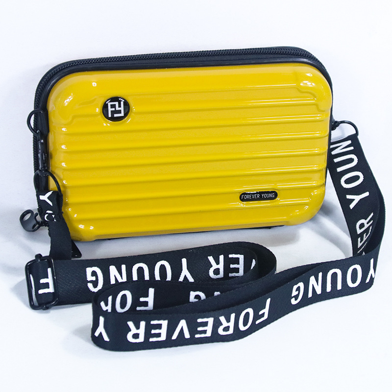 Waterproof cosmetic bag for traveling