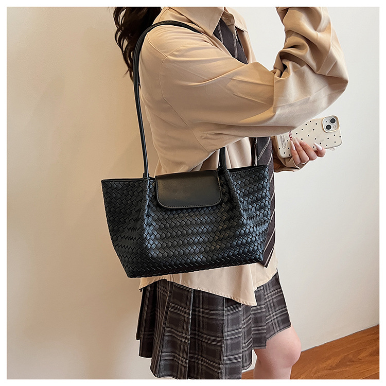 French Style Niche Woven Handbag For Women 2025 New Arrival Luxury Fashion Tote Bag For Work And Commuting - Thumbnail 4