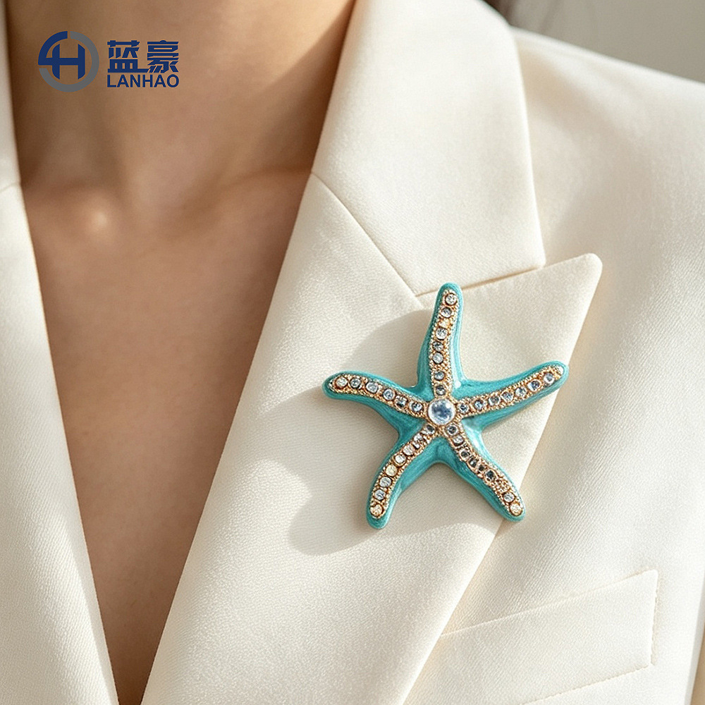 Enamel starfish brooch for women's summer clothing, men's hat decoration pin, metal light luxury accessory, starfish brooch