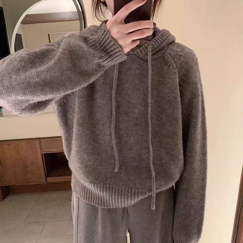Women's thick wool hooded sweater, new autumn/winter 2025, loose-fitting knitted hoodie coat Women's thick wool hooded sweater, new autumn/winter 2025, loose-fitting knitted hoodie coat