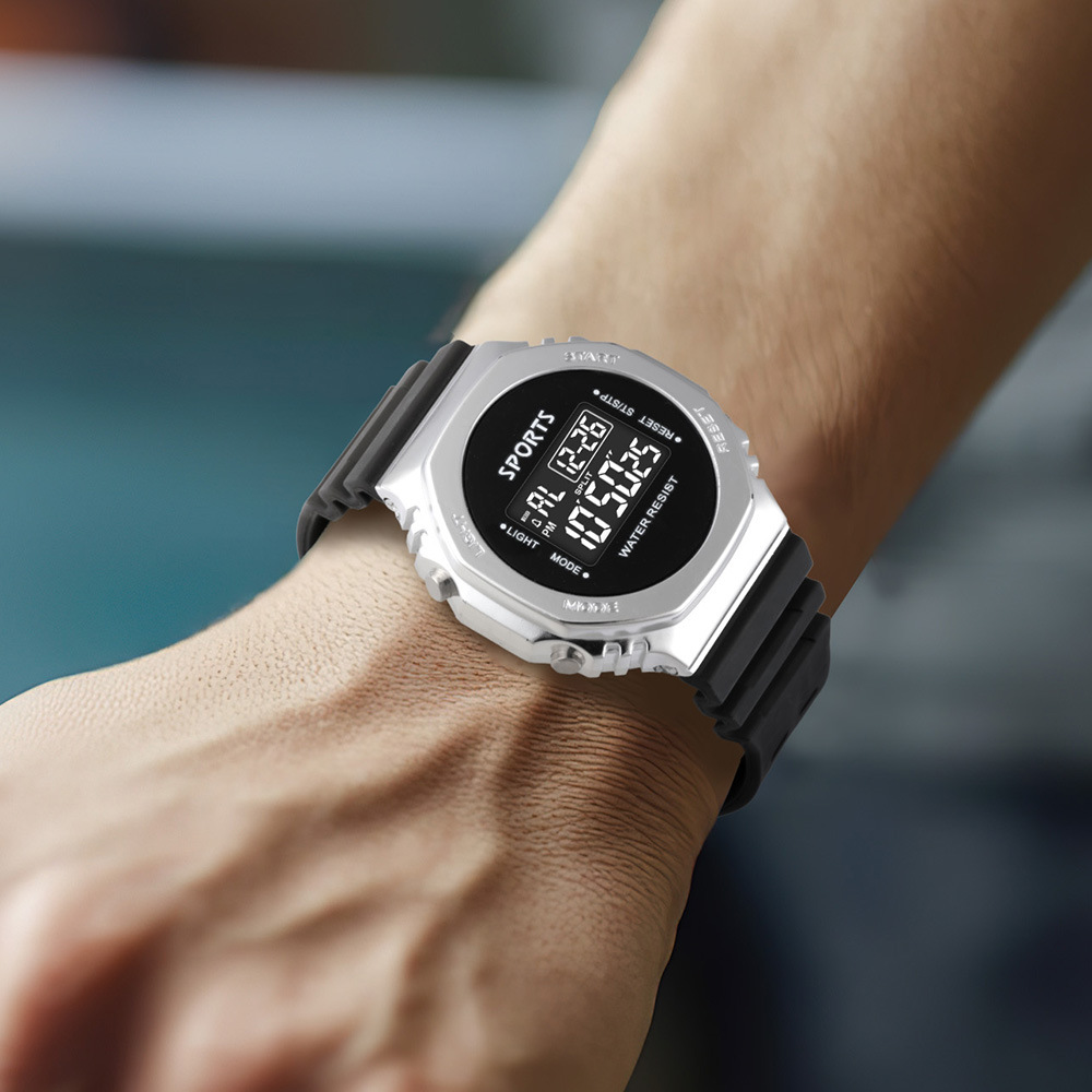Moda para estudiantes masculinos y femeninos, reloj electrónico de alarma de cronometraje deportivo al aire libre, fábrica de relojes electrónicos luminosos multifuncionales al por mayor