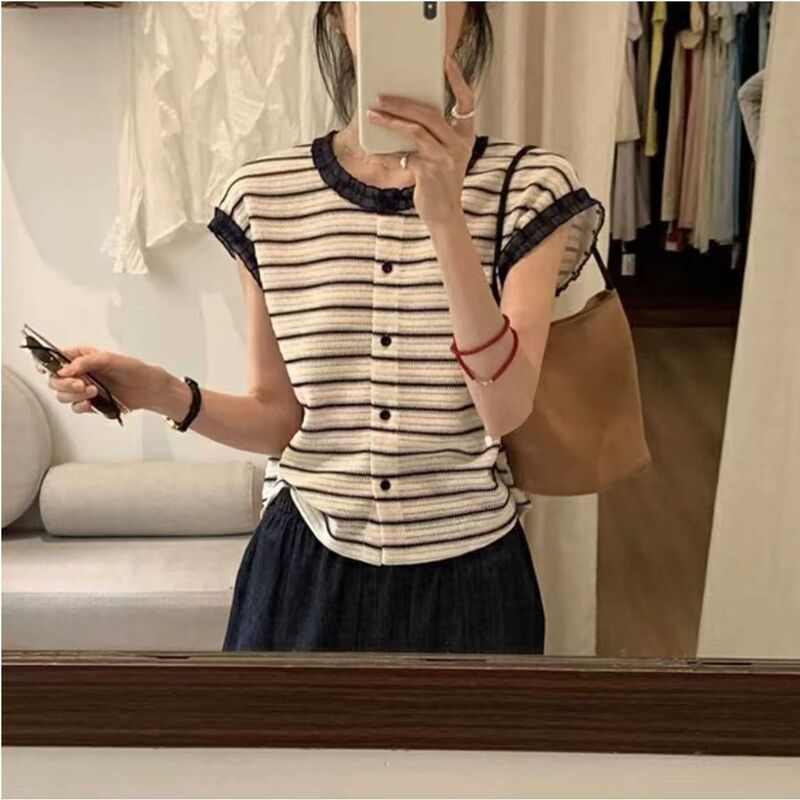 Korean-Style Textured Striped Color-Block Lace Blouse for Women, Sweet and Gentle Style, Summer Cross-Border Fashion Top Korean-Style Textured Striped Color-Block Lace Blouse for Women, Sweet and Gentle Style, Summer Cross-Border Fashion Top