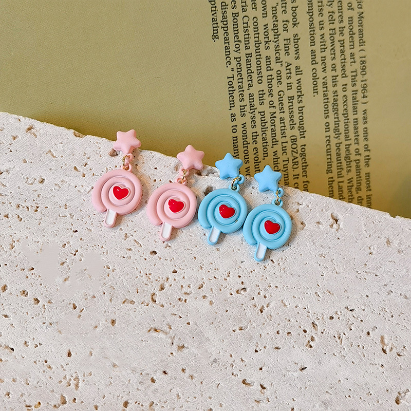 Cartoon small fashionable earrings