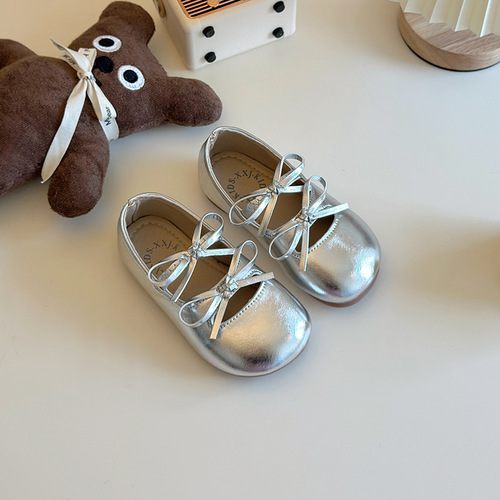 Girls' Princess Shoes Summer Soft Sole Silver Little Girl Slip-On Single Shoes for Toddlers Baby Princess Shoes
