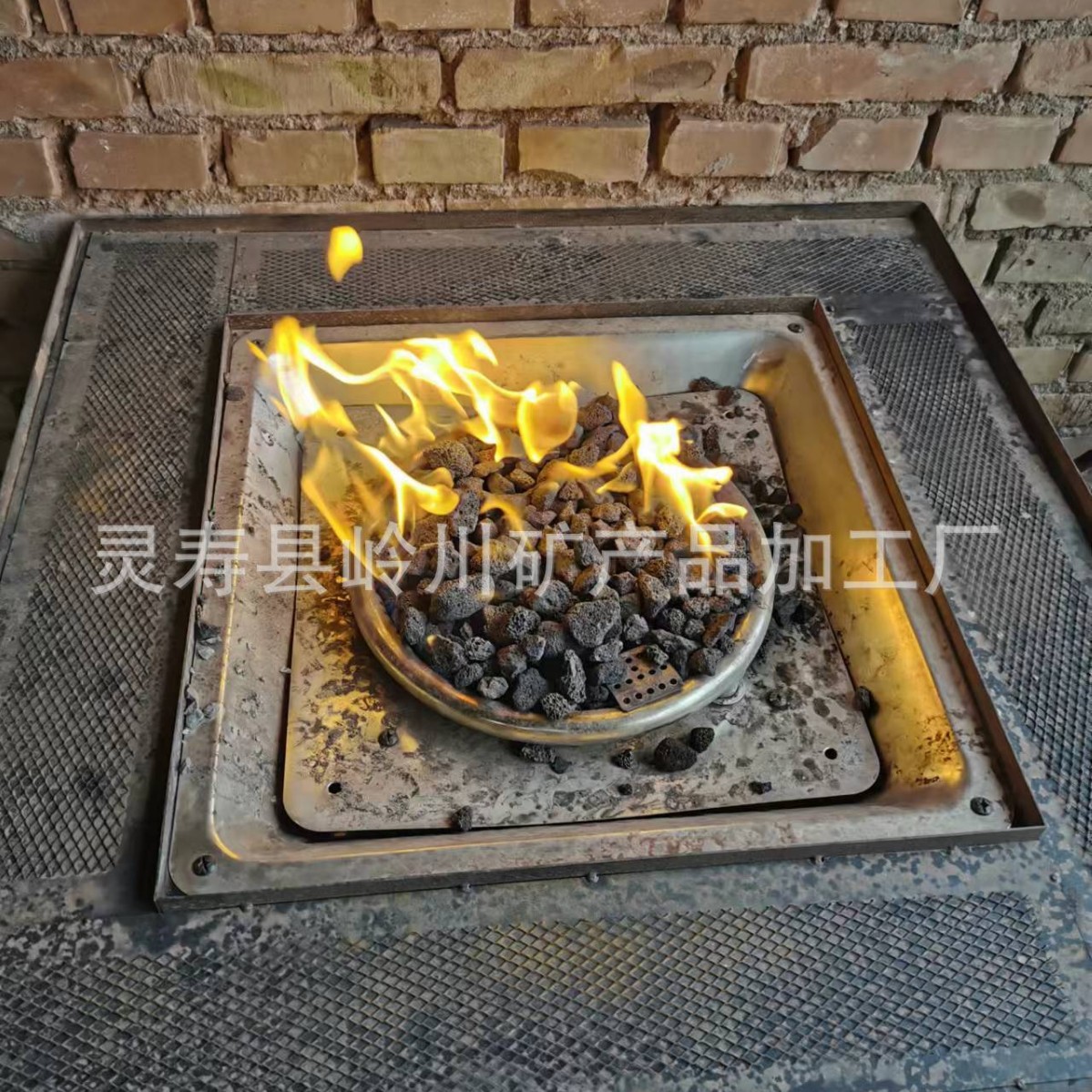 厂家现货批发火山石黑色火山岩防爆火山岩火炉专用火山岩 河道治