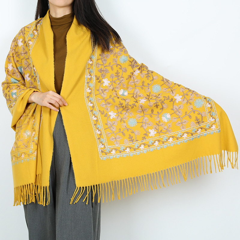2024 nuevo bufandas de damas de estilo nacional flor flor flor floral gran chal turismo vestir con bordas con aire caliente
