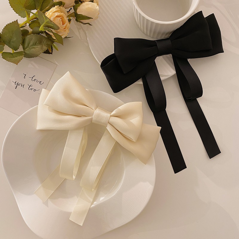 Fashion Bow Spring Clip Simple Solid Color Hair Clip Hair Accessories display picture 3
