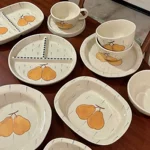 釉下彩手绘梨子陶瓷碗盘杯碟套装家用饭碗菜盘咖啡杯碟一人食组合