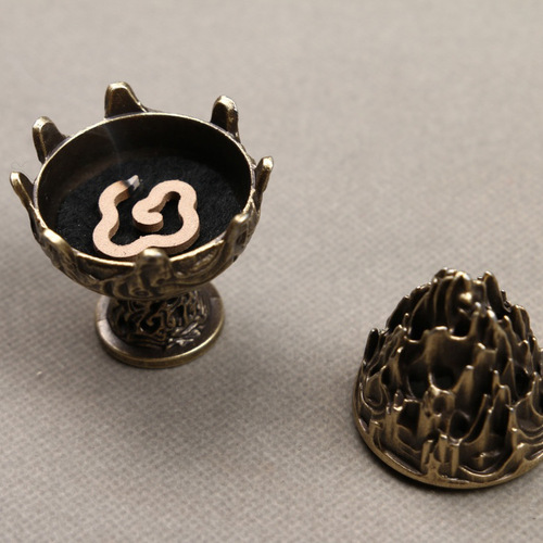 Hot selling retro copper alloy mini incense burner Boshan incense burner tower incense cone incense burner indoor alloy incense burner ornaments