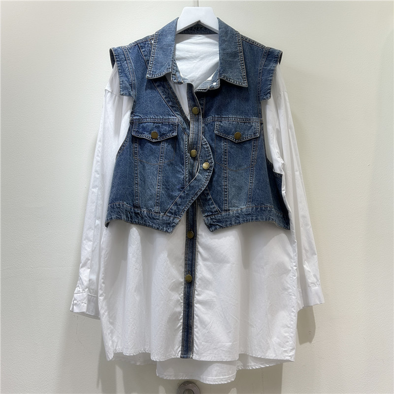 Design Sense Fake Two-piece Denim Shirt Coat Women's Spring and Autumn Loose Slimming Retro Vest Stitching Contrast Shirt Design Sense Fake Two-piece Denim Shirt Coat Women's Spring and Autumn Loose Slimming Retro Vest Stitching Contrast Shirt
