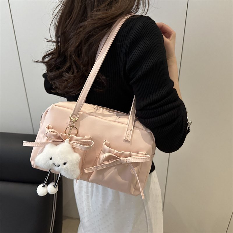 Underarm bag with bow, trend one-shoulder bag, city style, western style