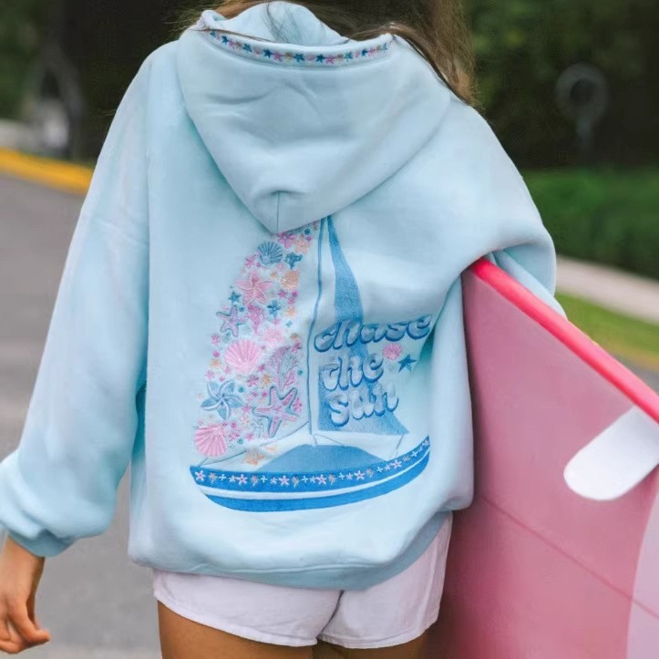 2026新款跨境专业图案100%刺绣追逐太阳欧码落肩袖连帽衫卫衣外套