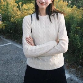 女式羊毛衫;女式毛呢外套;连衣裙