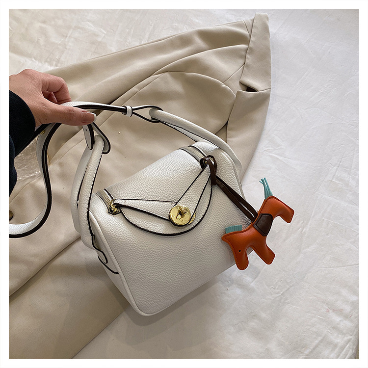 Sac pour femmes en PU de qualité haut de gamme sac Lindy mini petit sac à bandoulière mode Lindy sac pour femme sac de médecin sacs_voghion.com
