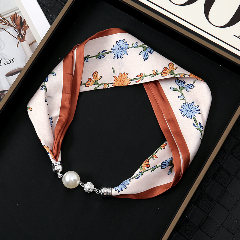 Nuevo clásico retro blanco y negro onda francesa punto de succión hebilla correa de cabello bufandas perezosas multipropósito temperamento collar clavícula hebilla