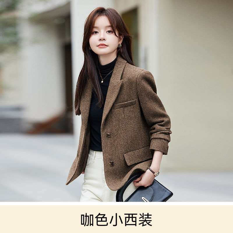 灯芯绒粉色西装外套女秋冬季2025新款短款小个子气质修身加厚西服|undefined