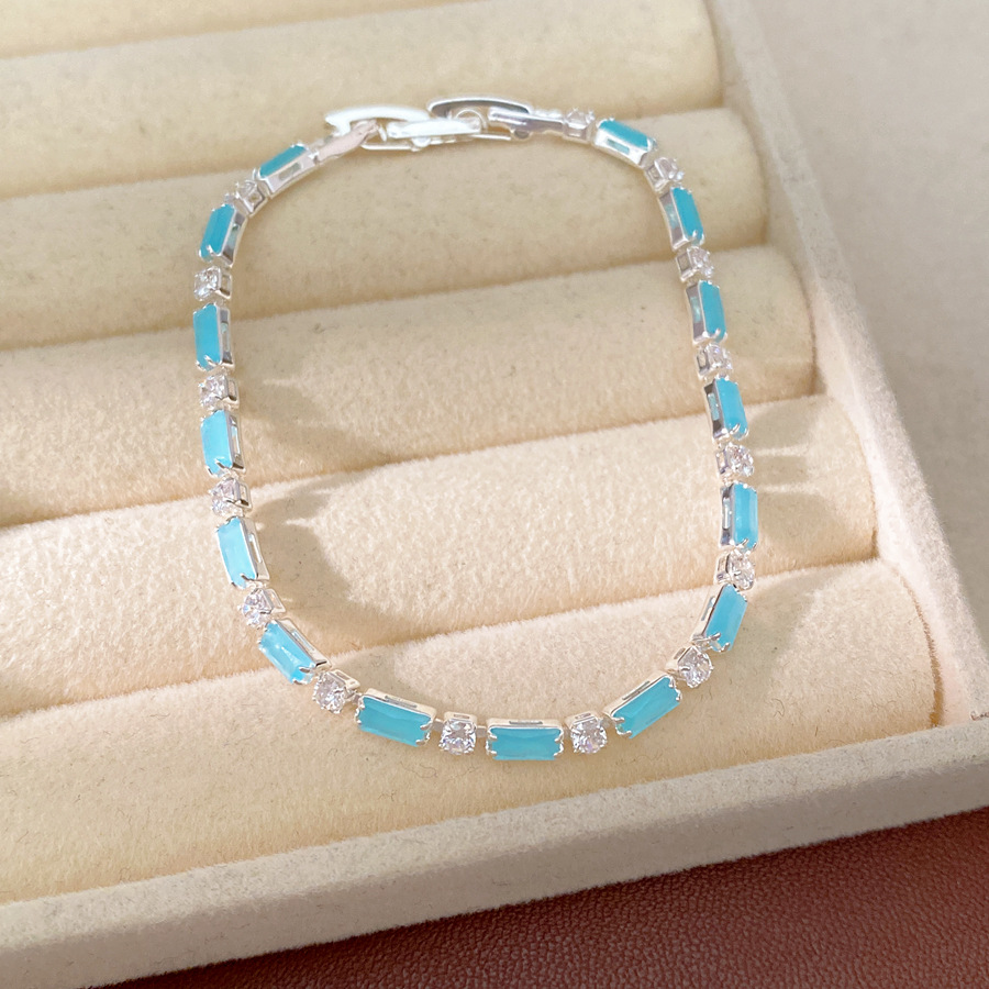 Pulsera de hebilla rectangular de piedra de silicio ligera de lujo nicho de alta sensación pulsera simple temperamento elegante alta sensación joyería
