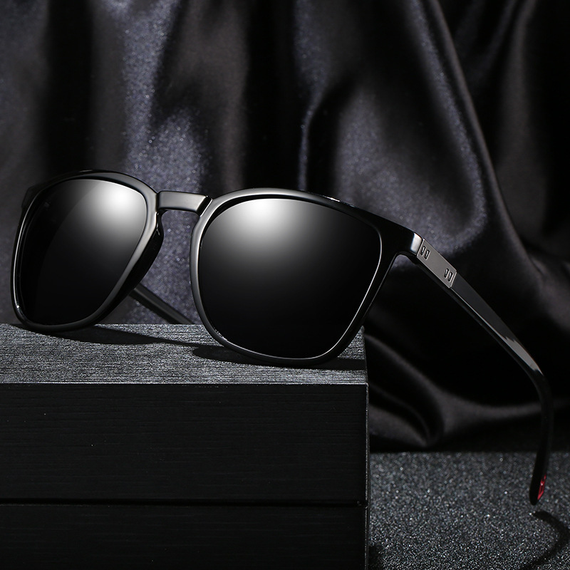 Nuevos hombres gafas de sol polarizadas transfronteriza deportes al aire libre conducción gafas de sol fabricante en stock 3782