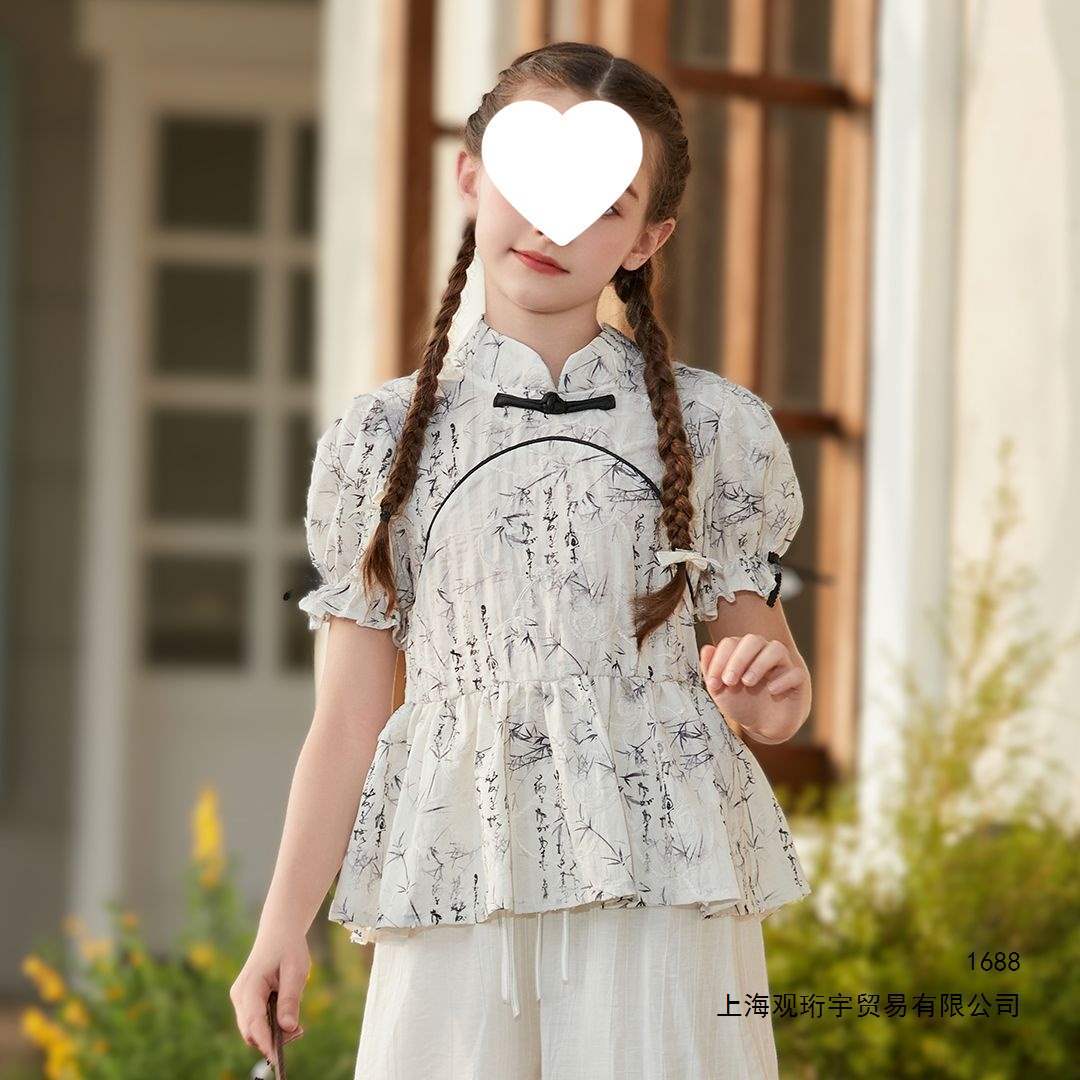 Girls' summer short-sleeved shirt, Chinese style, ink painting bamboo leaf design, short-sleeved top for older children, apricot color