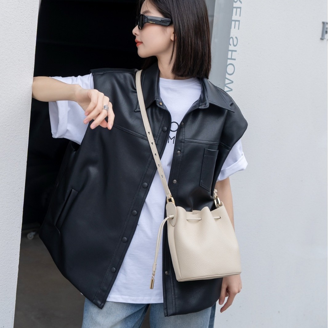 Spring/Summer New Genuine Leather Handheld Bucket Bag For Women - Luxury Designer Versatile Commuter Shoulder Bag - Thumbnail 2