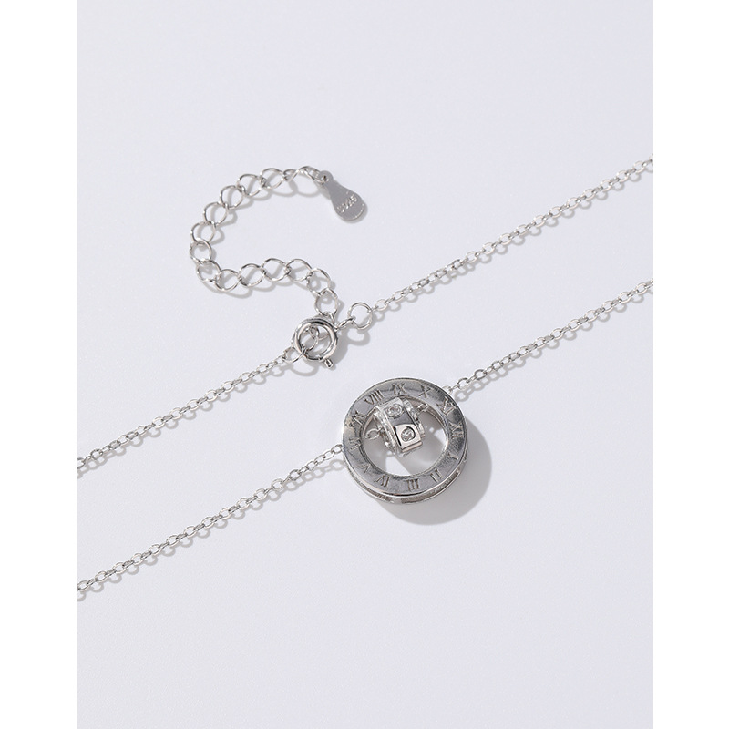 Collar digital romano de las mujeres de plata esterlina 925 Luz de lujo nicho 2023 nuevo anillo colgante de alta calidad de cadena de clavícula