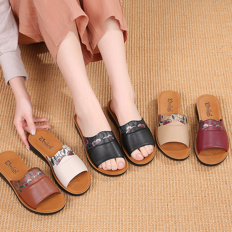 Summer non-slip slippers