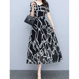 跨境V领短袖印花连衣裙年轻妈妈花色收腰显瘦过膝长裙A字裙伞裙子